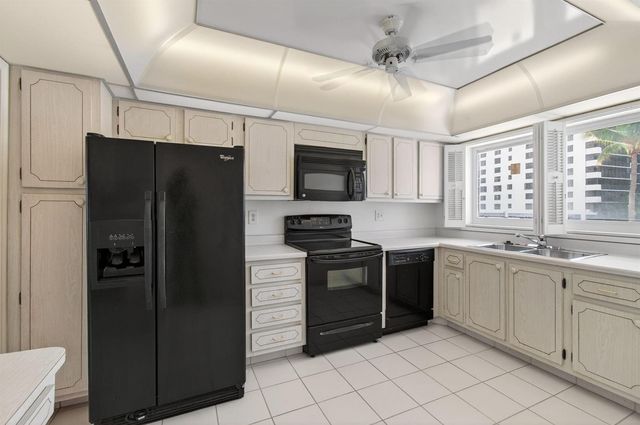 3300 S Ocean Boulevard 320-c, Highland Beach, FL 33487