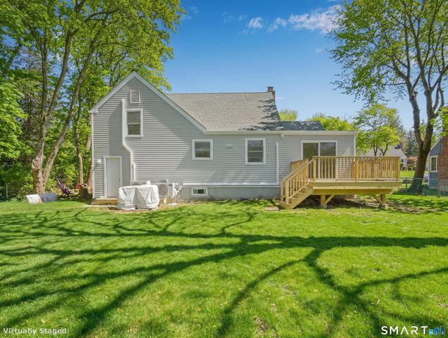 39 Crane Road, Stamford, CT 06902