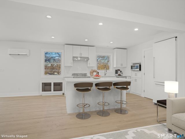 39 Crane Road, Stamford, CT 06902