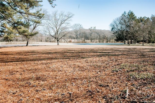 119 Ralph Bridges Road, Lexington, GA 30648