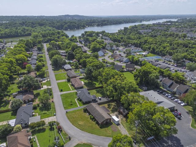 125 Haven St, Hendersonville, TN 37075
