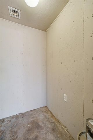 14469 SW Lee Blvd, Cache, OK 73527