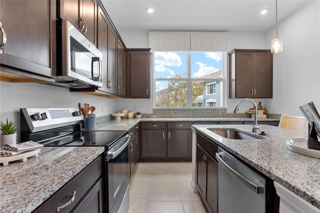 9920 TATE LANE, Westchase, FL 33626