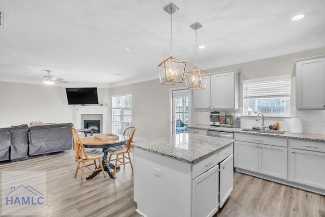 172 Sapwood Way, Hinesville, GA 31313