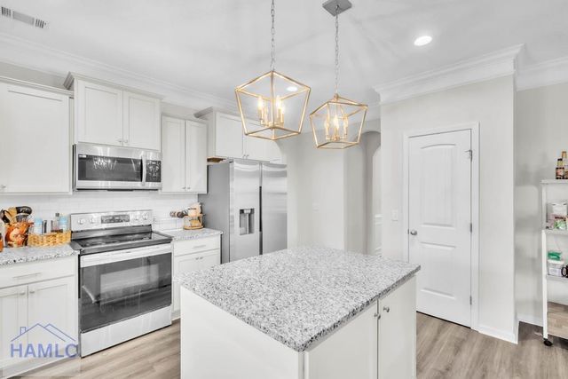 172 Sapwood Way, Hinesville, GA 31313