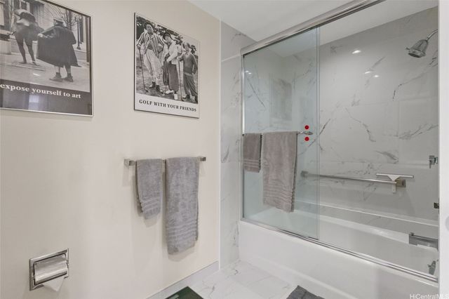 1 Keahole Place 3310, Honolulu, HI 96825