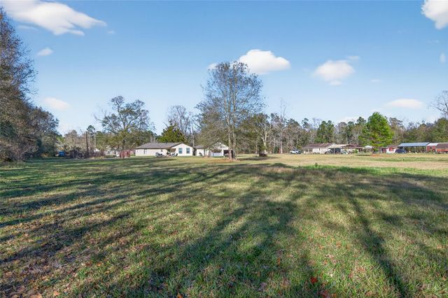 316 County Road 6512, Dayton, TX 77575