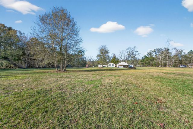 316 County Road 6512, Dayton, TX 77575