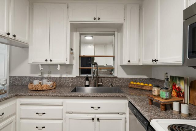 6732 Beech Ave, Orangevale, CA 95662