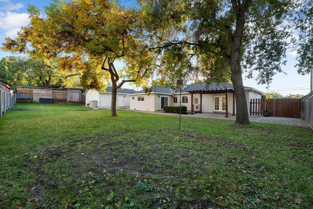 6732 Beech Ave, Orangevale, CA 95662