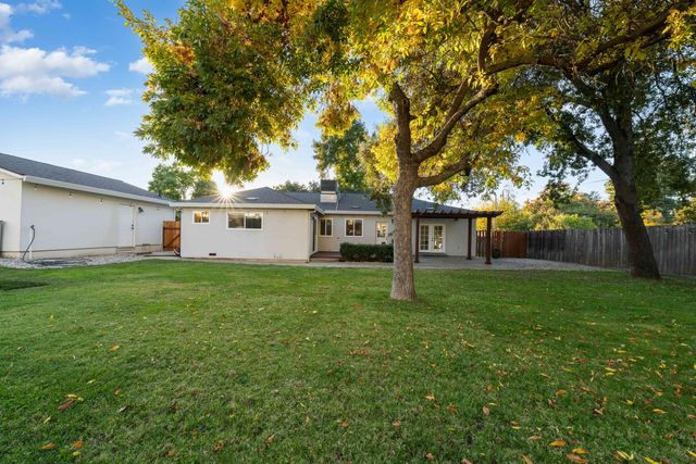 6732 Beech Ave, Orangevale, CA 95662