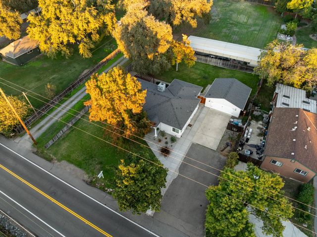 6732 Beech Ave, Orangevale, CA 95662