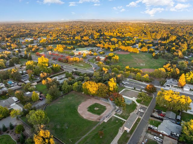 6732 Beech Ave, Orangevale, CA 95662