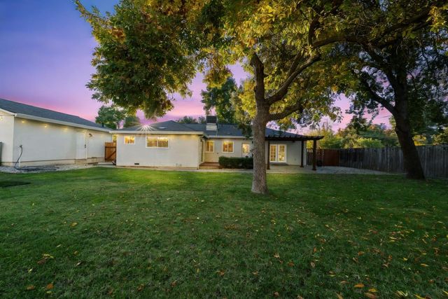 6732 Beech Ave, Orangevale, CA 95662