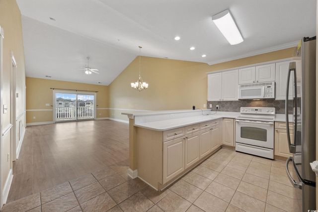 4847 Luster Leaf Cir Apt 403, Myrtle Beach, SC 29577