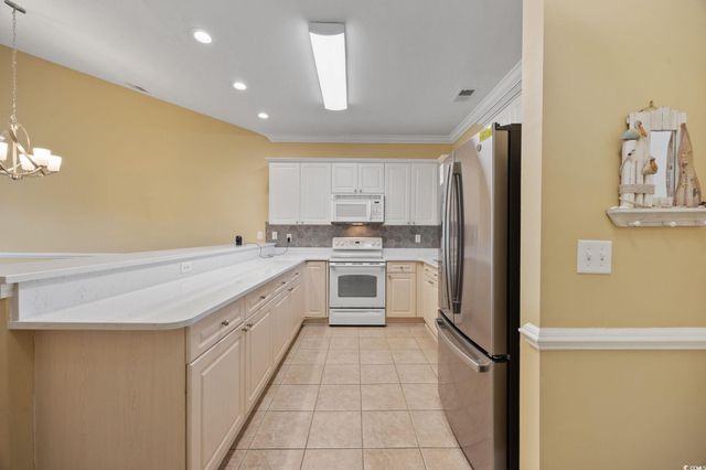 4847 Luster Leaf Cir Apt 403, Myrtle Beach, SC 29577