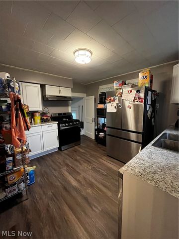 2710 Colburn Avenue, Cleveland, OH 44109