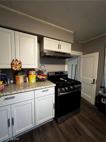 2710 Colburn Avenue, Cleveland, OH 44109