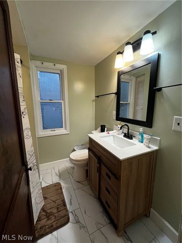 2710 Colburn Avenue, Cleveland, OH 44109