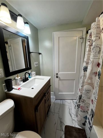 2710 Colburn Avenue, Cleveland, OH 44109