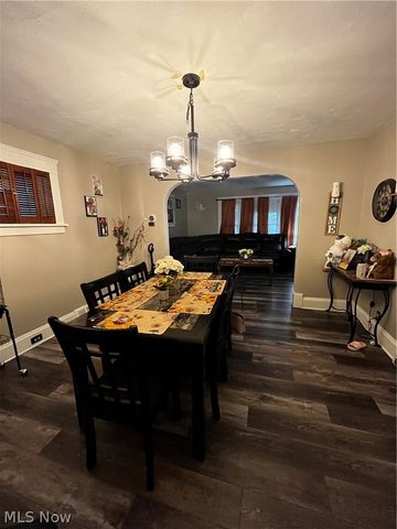 2710 Colburn Avenue, Cleveland, OH 44109