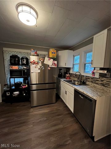 2710 Colburn Avenue, Cleveland, OH 44109