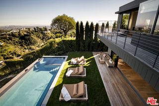 1030 Somera Road, Los Angeles, CA 90077