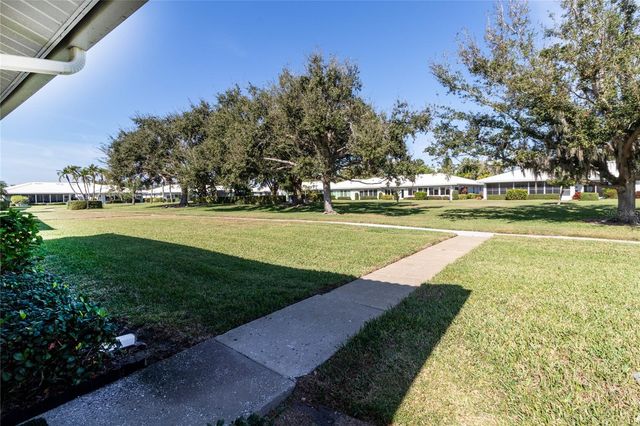 6622 10TH AVENUE W 5707, Bradenton, FL 34209