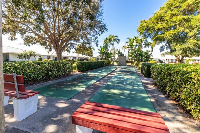 6622 10TH AVENUE W 5707, Bradenton, FL 34209