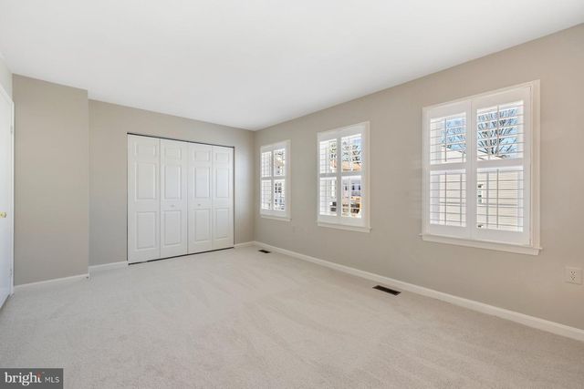 5539 RIDGETON HILL CT, Fairfax, VA 22032