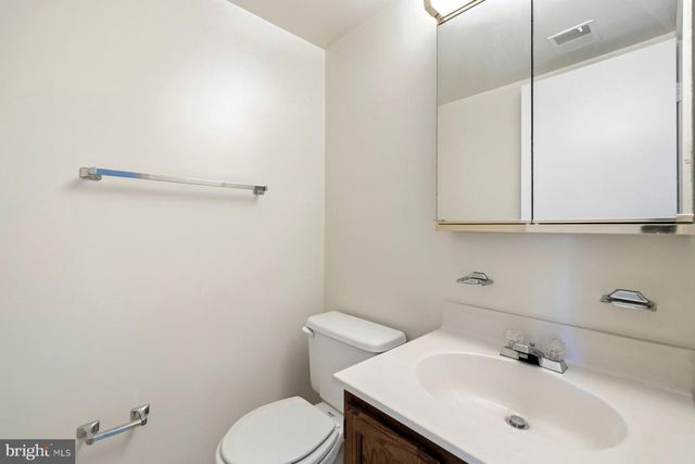 5539 RIDGETON HILL CT, Fairfax, VA 22032