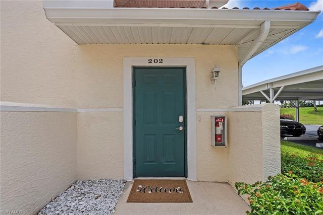 4970 Deerfield WAY F202, Naples, FL 34110