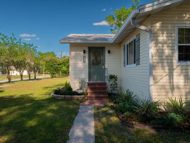 403 E CAROLINA AVENUE, Plant City, FL 33563