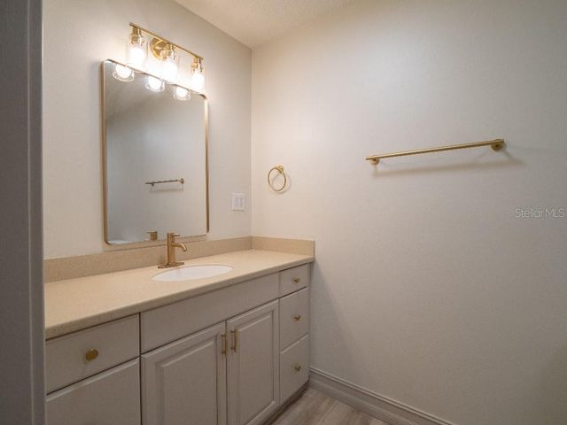 403 E CAROLINA AVENUE, Plant City, FL 33563