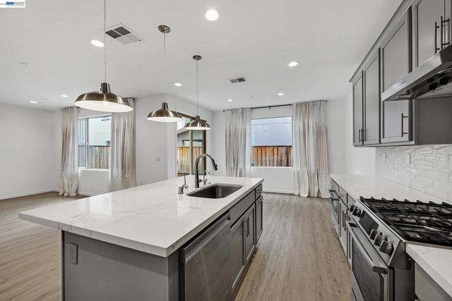 5990 Peridot PL, Dublin, CA 94568