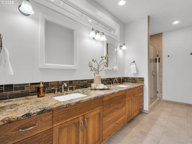 1116 Ne 152ND Ave, Vancouver, WA 98684