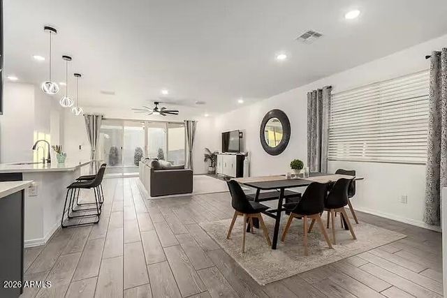 4455 W MOUNTAIN LAURAL Drive, San Tan Valley, AZ 85144