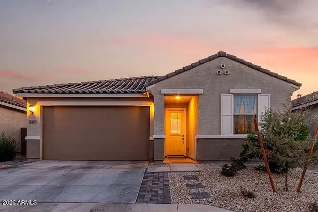 4455 W MOUNTAIN LAURAL Drive, San Tan Valley, AZ 85144