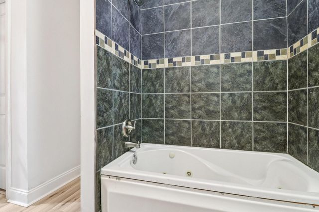 11906 Rowood Drive, Houston, TX 77070