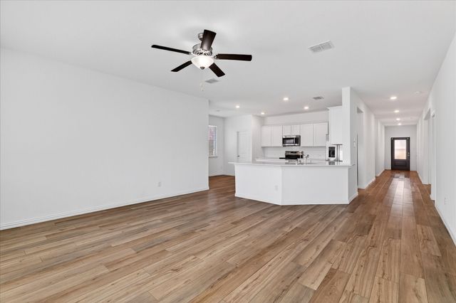 11500 Woody Creek Trail, Aubrey, TX 76227