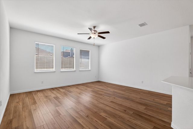 11500 Woody Creek Trail, Aubrey, TX 76227