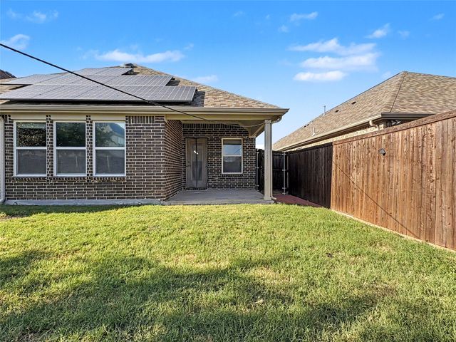 2348 Candler Club Way, Little Elm, TX 75068