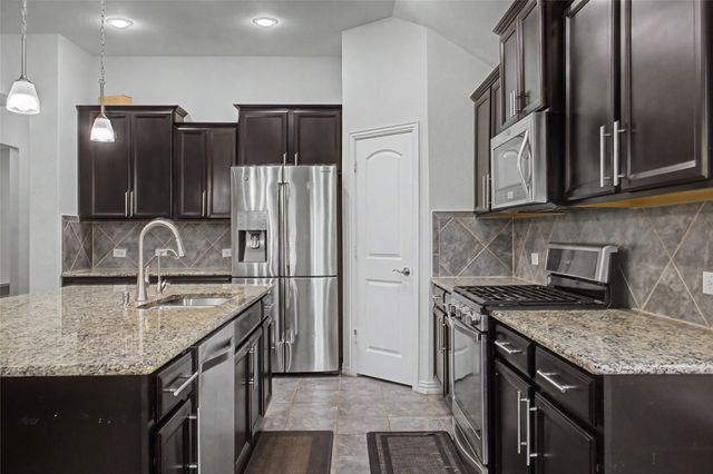2348 Candler Club Way, Little Elm, TX 75068