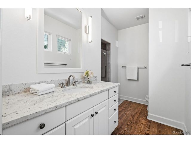 2515 S Clayton St, Denver, CO 80210