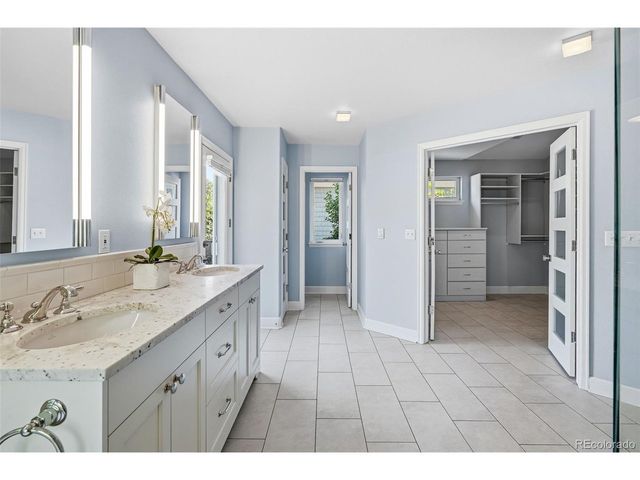 2515 S Clayton St, Denver, CO 80210