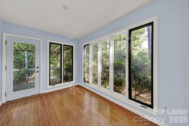 3421 Crescent Knoll Drive, Matthews, NC 28105