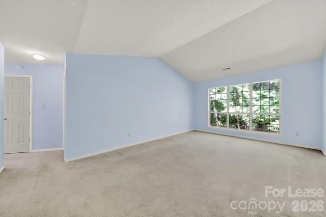 3421 Crescent Knoll Drive, Matthews, NC 28105