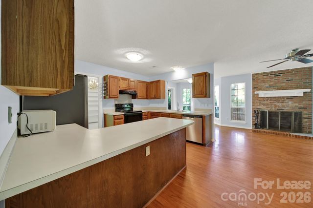 3421 Crescent Knoll Drive, Matthews, NC 28105