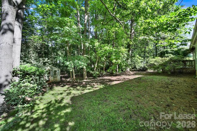 3421 Crescent Knoll Drive, Matthews, NC 28105
