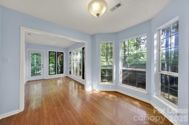 3421 Crescent Knoll Drive, Matthews, NC 28105